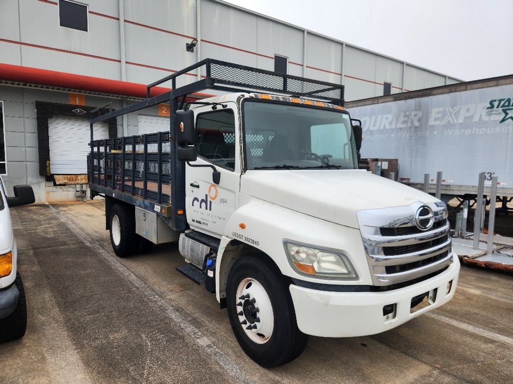 Image for 2011 Hino Flatbed Truck
