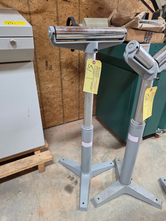 Horizontal Roller Stand 27" to 42" Range 1760 Lb. Capacity
