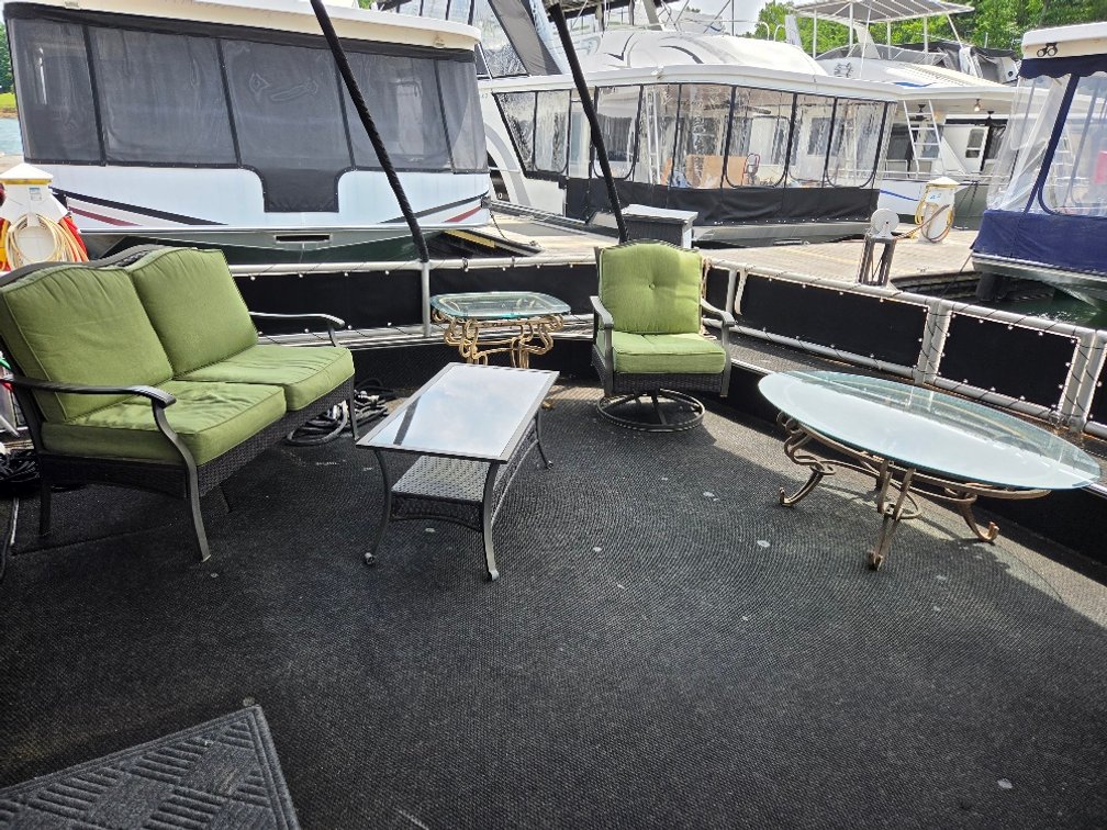 Image for 1998 Stardust 16' x 86' Houseboat