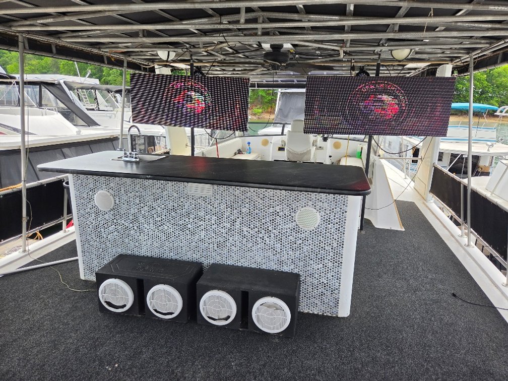Image for 1998 Stardust 16' x 86' Houseboat