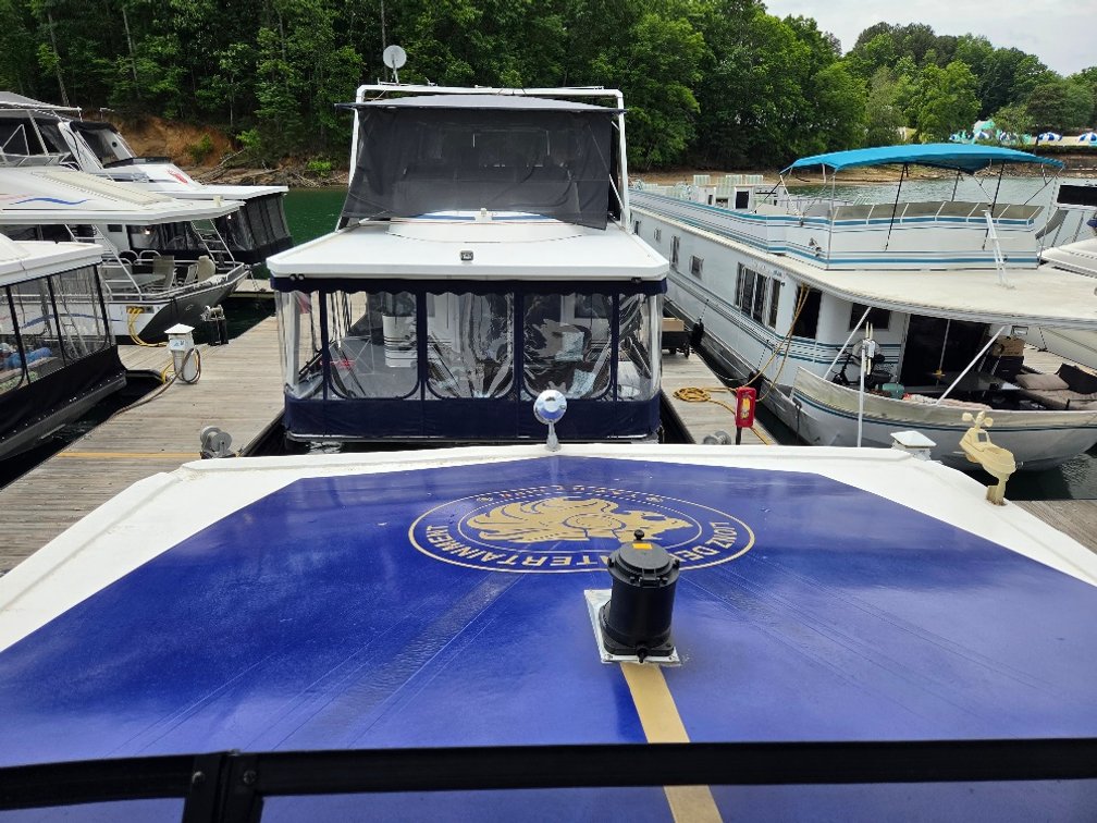 Image for 1998 Stardust 16' x 86' Houseboat