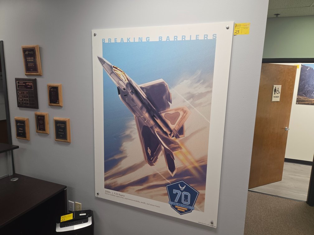 F-22 Raptor / Breaking Barriers Sign