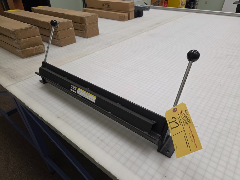 Central Machinery 30" Bending Brake