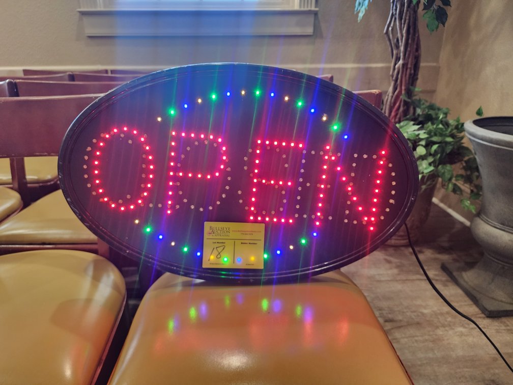Lighted Open/Closed Sign