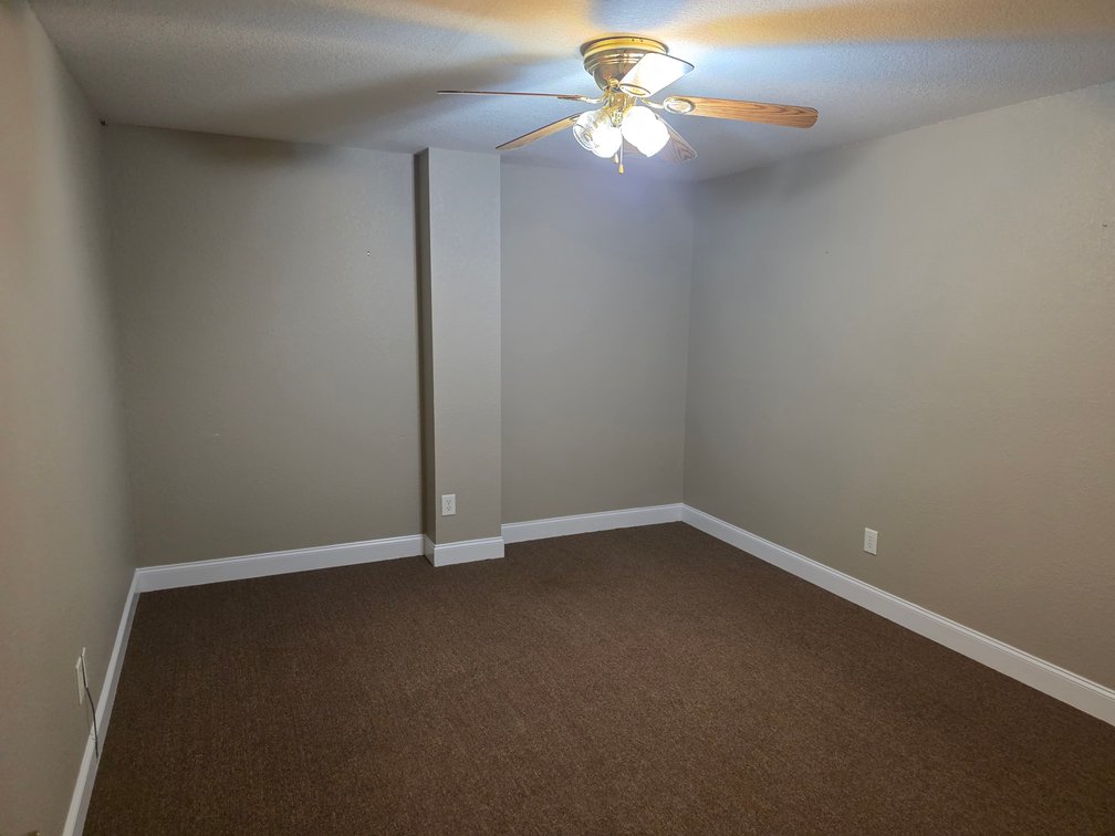 Image for Commercial Multi-Suite Office Building in Cornelia, GA
