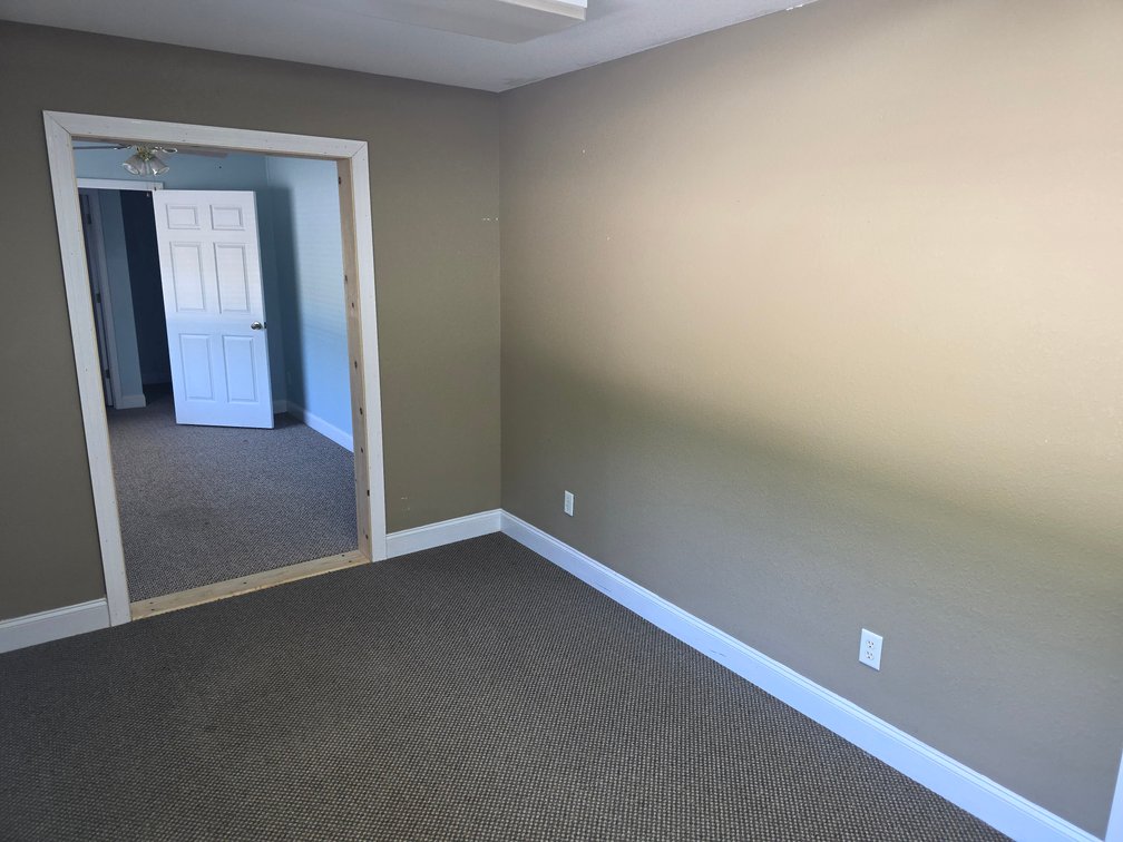 Image for Commercial Multi-Suite Office Building in Cornelia, GA