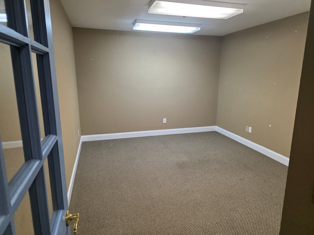 Image for Commercial Multi-Suite Office Building in Cornelia, GA