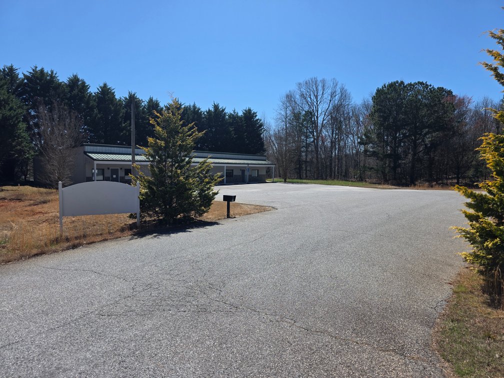 Image for Commercial Multi-Suite Office Building in Cornelia, GA