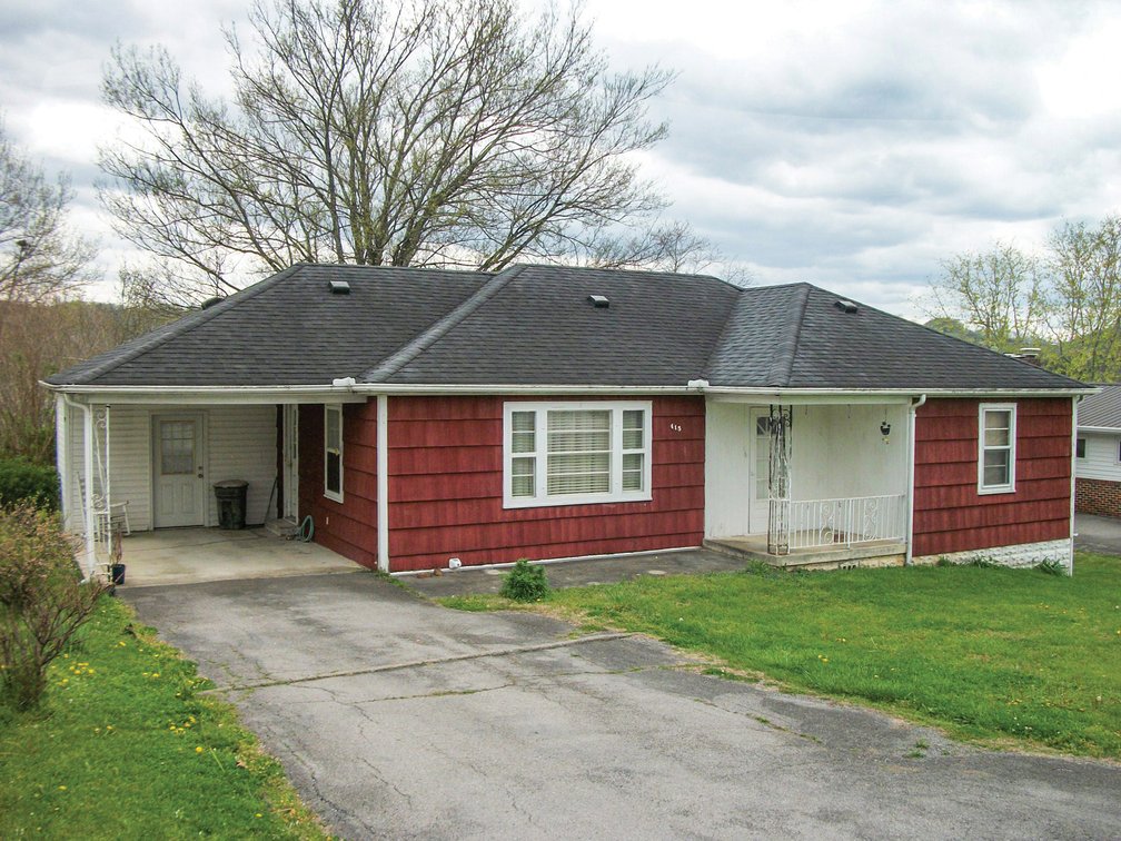Image for 415 W. Colonial Street, Woodbury
