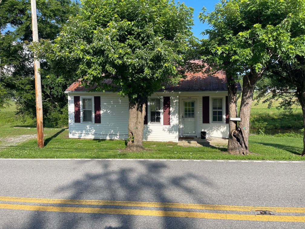 Image for 302 E Main Street, Auburntown