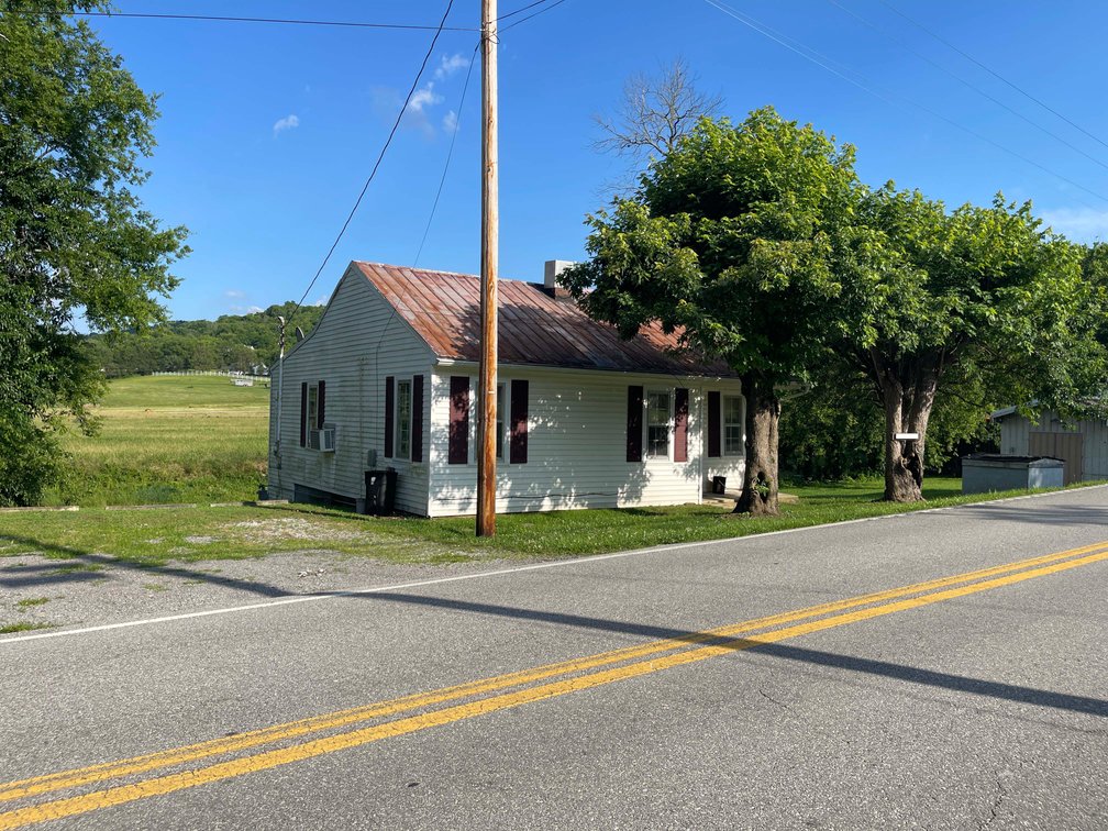 Image for 302 E Main Street, Auburntown