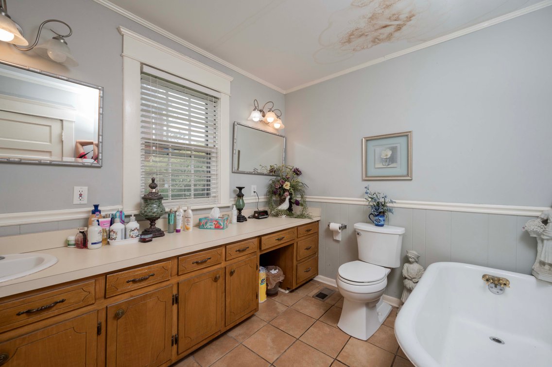 Image for 208 College Street, Woodbury