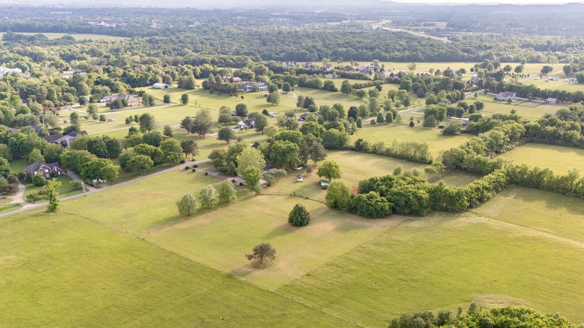 Image for 2402 River Road, Murfreesboro