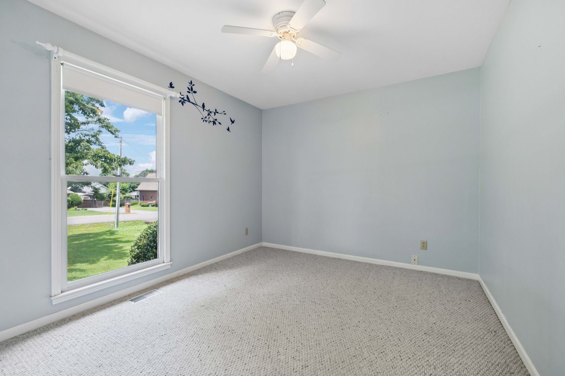 Image for 215 Primrose Lane, Lebanon
