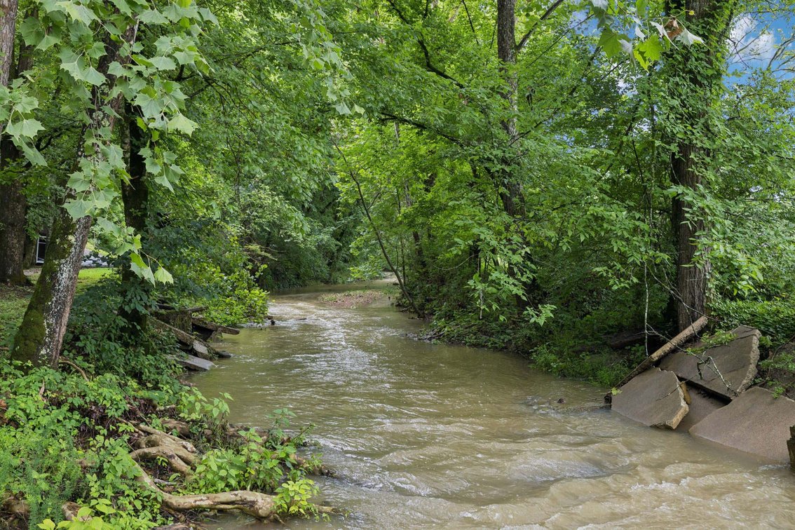 Image for 6441 Lickton Pike, Goodlettsville