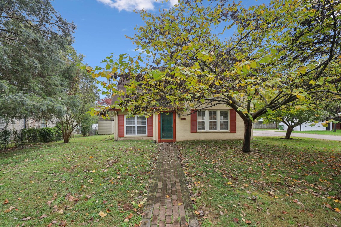 Image for 800 East Burton Street, Murfreesboro