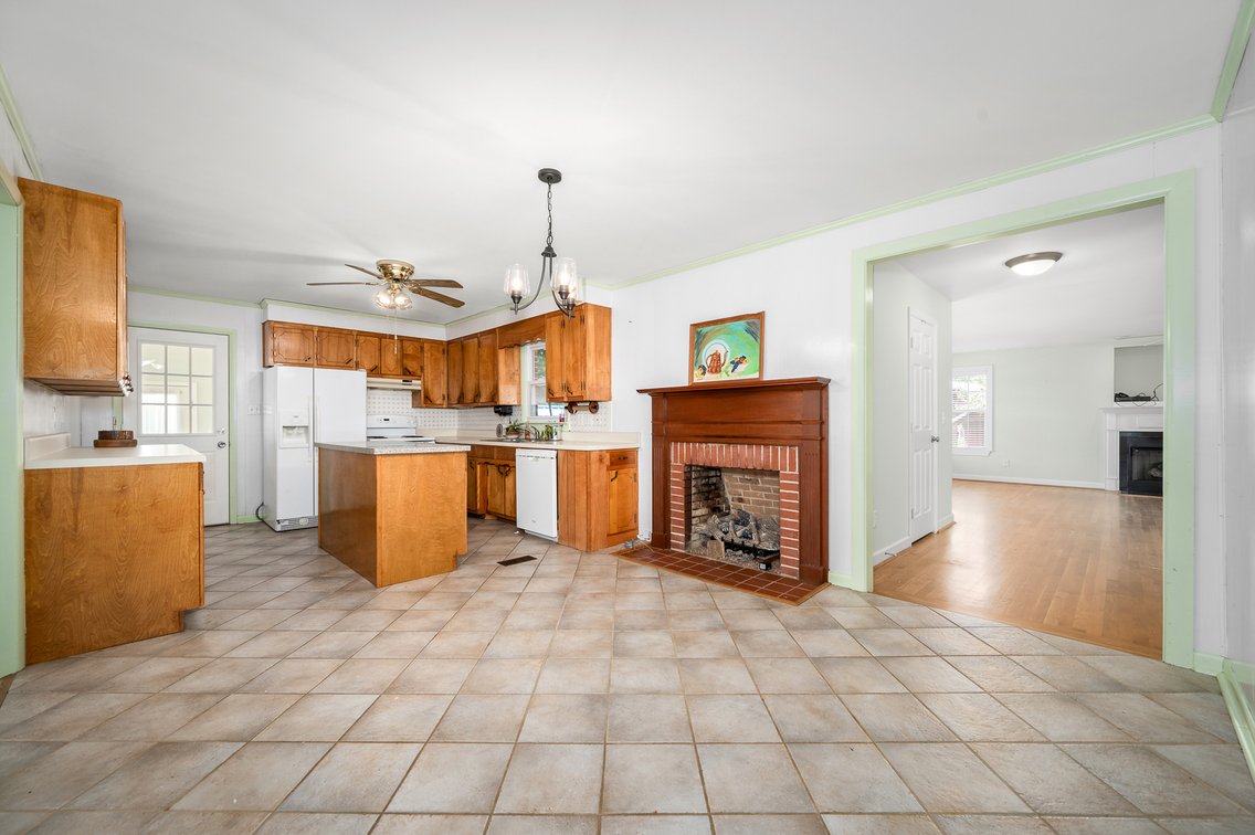 Image for 7216 Jim Cummings Highway, Bradyville