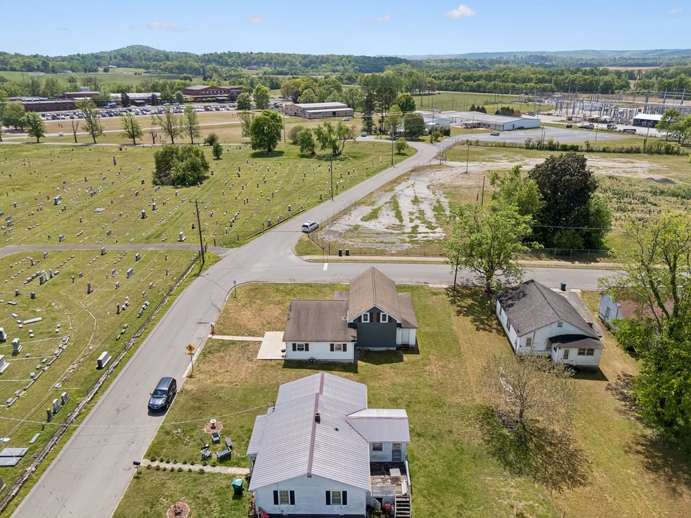 Image for 290 E. Cemetery Street, Pulaski