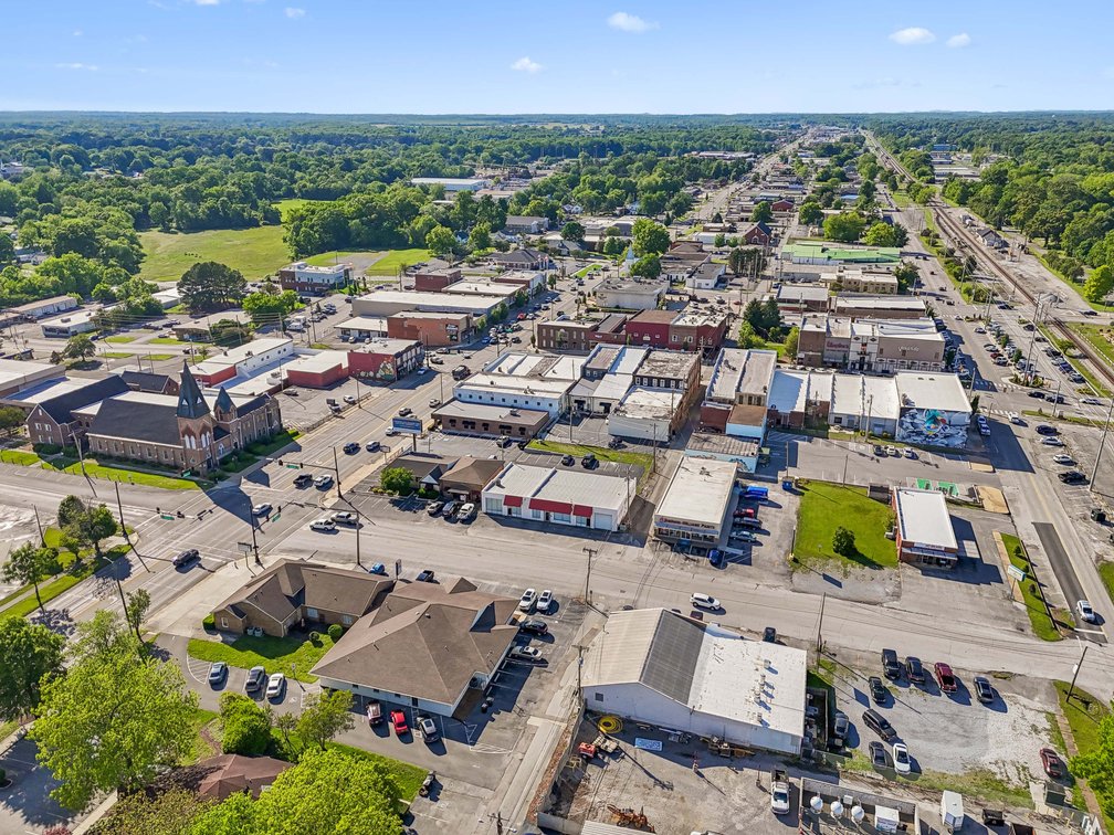 Image for 112 W Lauderdale Street, Tullahoma