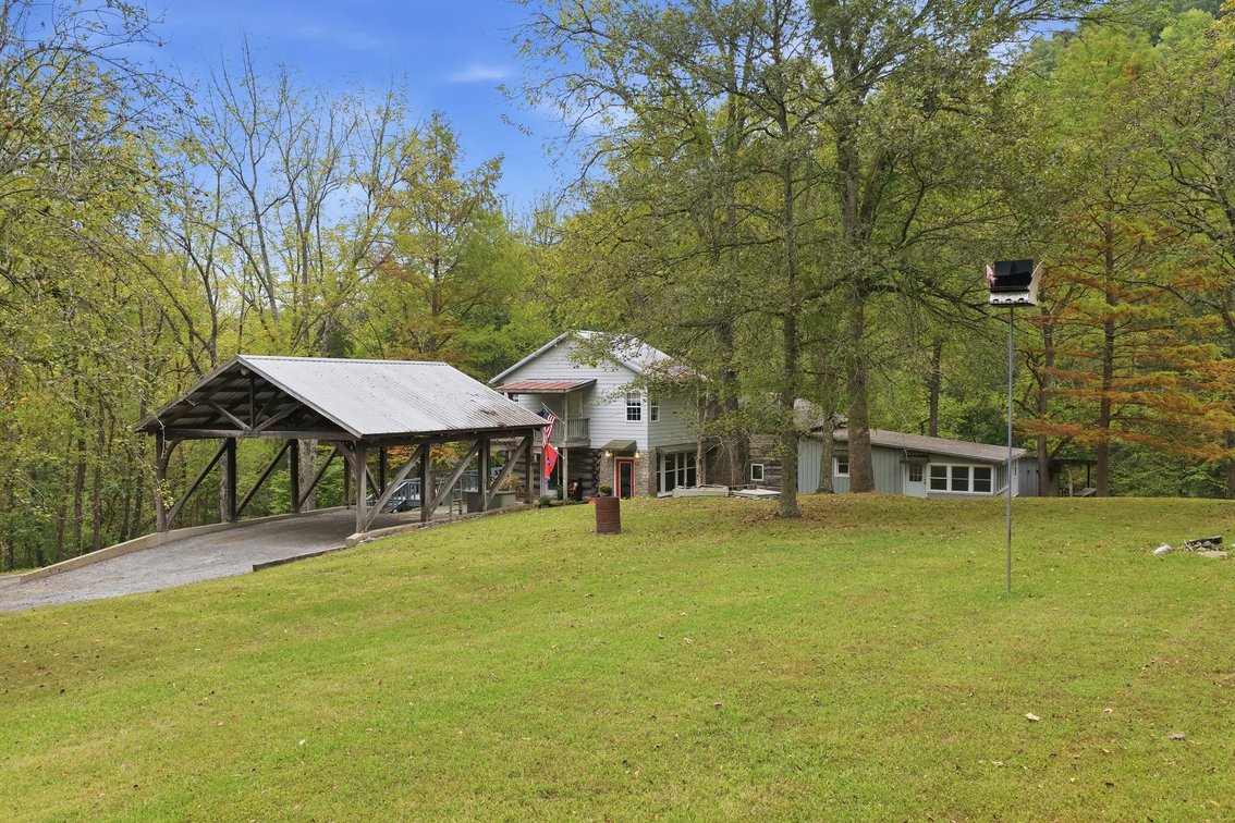 Image for 1967 Wilson Hollow Rd, Woodbury