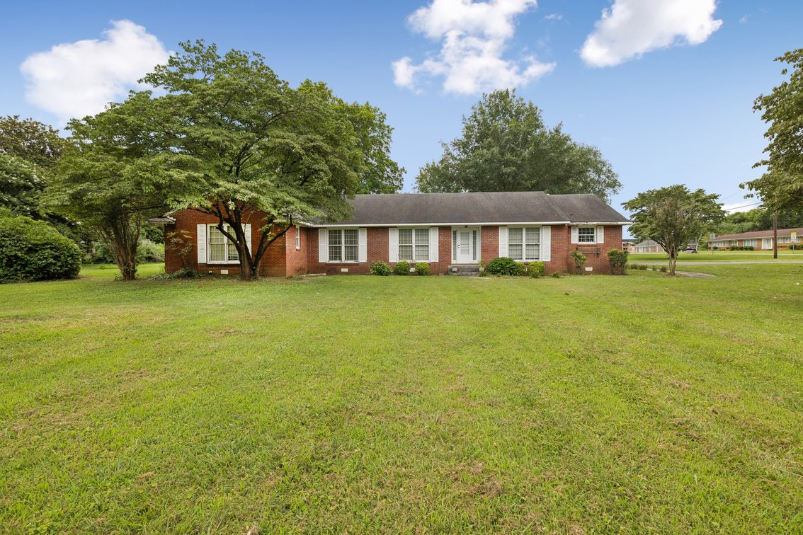 Image for 1700 East Main Street, Murfreesboro