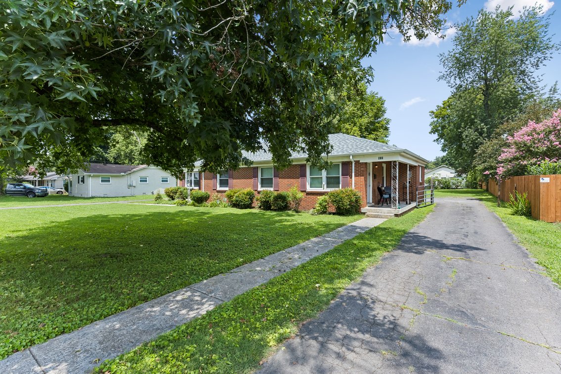 Image for 910 & 912 W. Clark Blvd, Murfreesboro