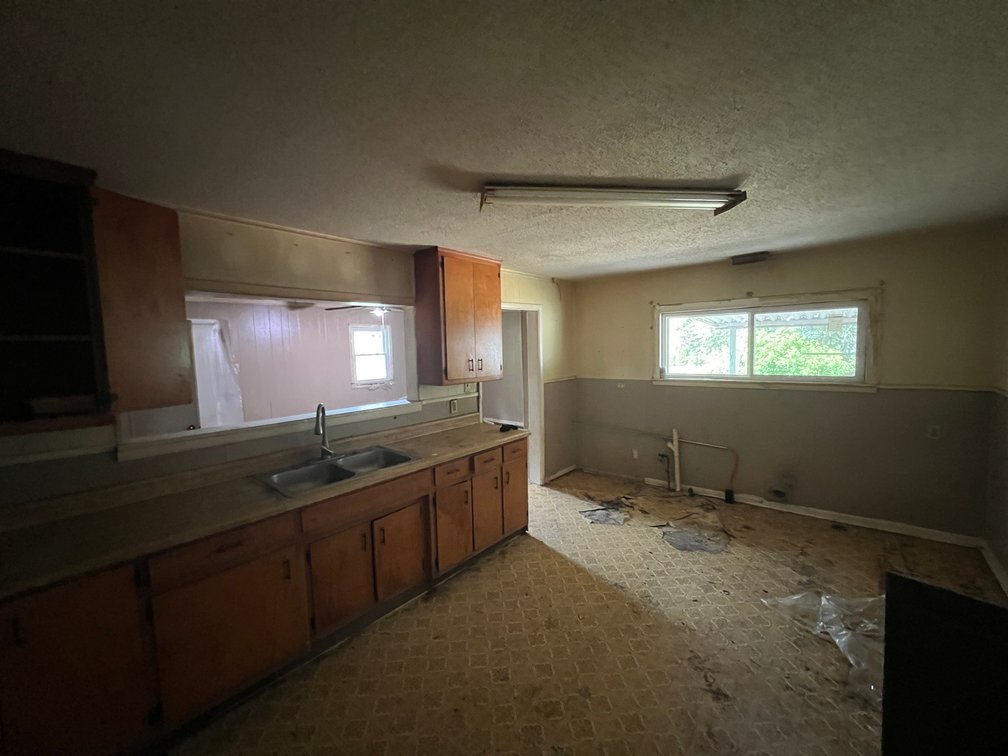 Image for 615 & 617 E. Main St, Decherd