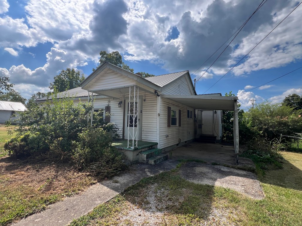 Image for 615 & 617 E. Main St, Decherd