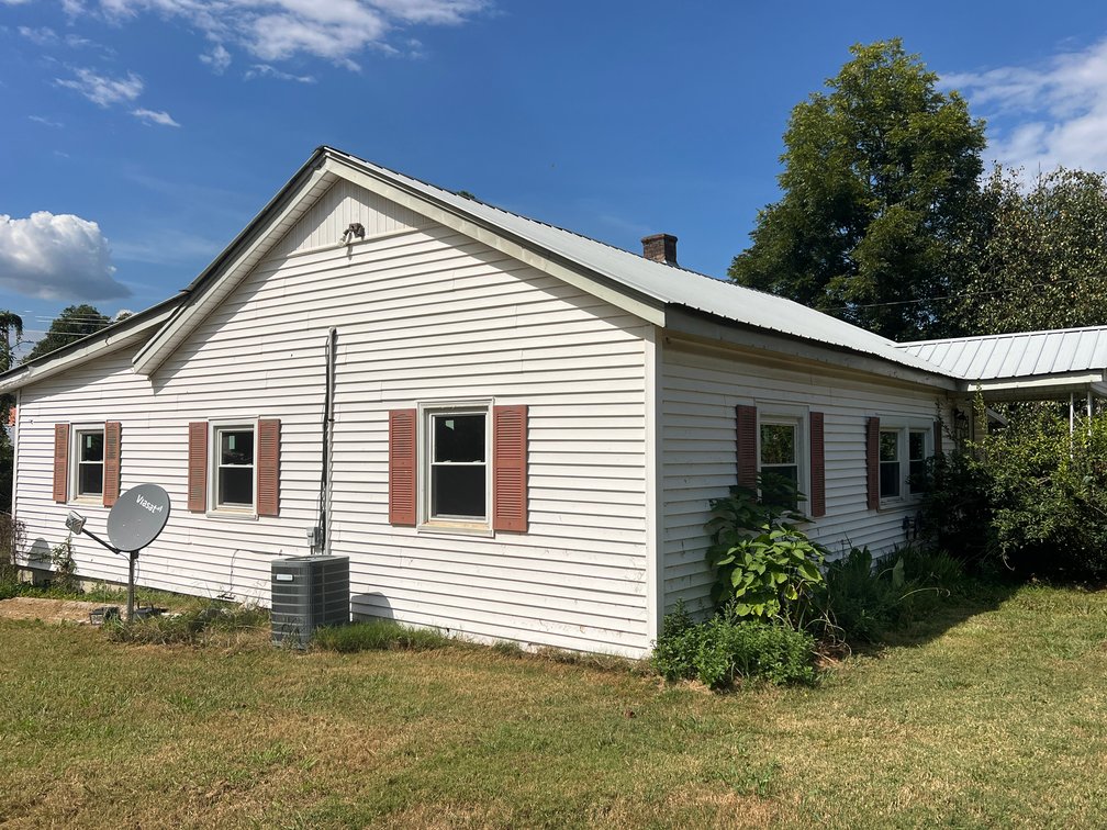 Image for 615 & 617 E. Main St, Decherd