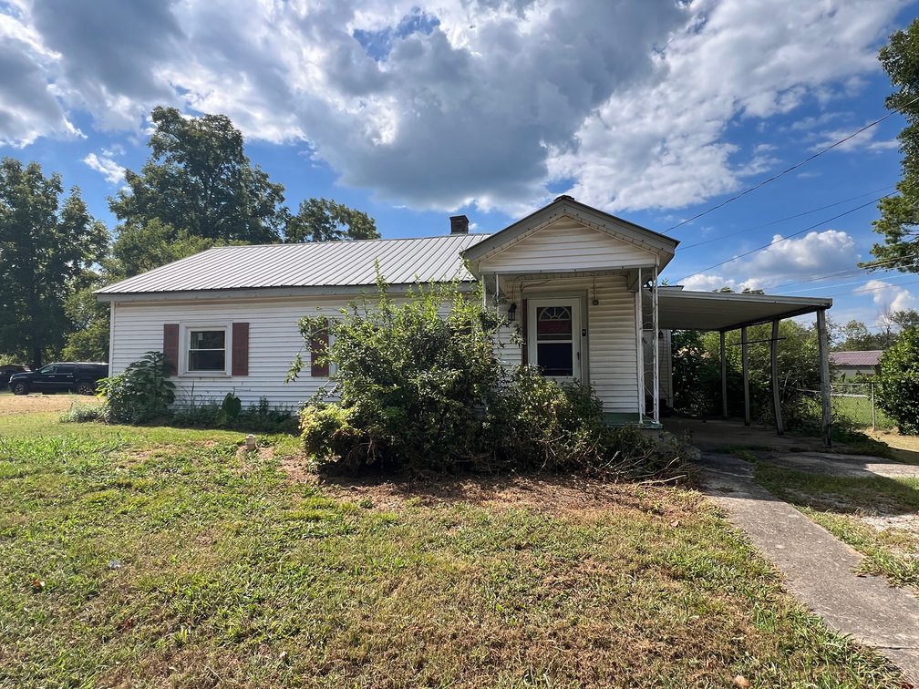Image for 615 & 617 E. Main St, Decherd