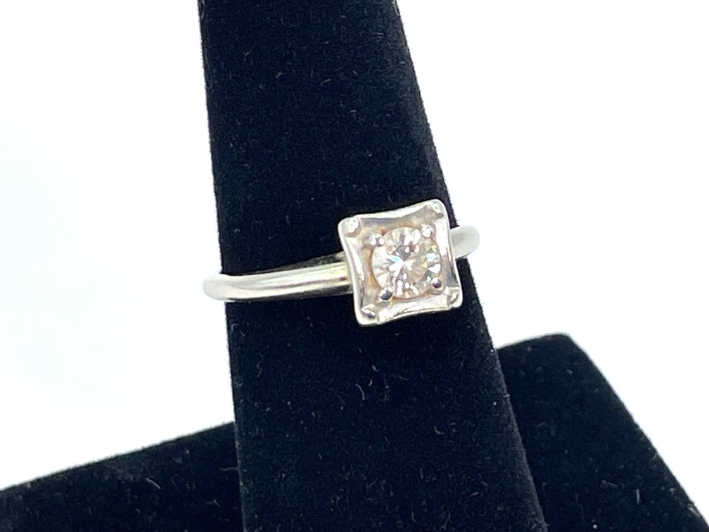 Vintage 14K White Gold Diamond Solitaire Ring, Illusion Setting, 1/3 ct, Sz 8