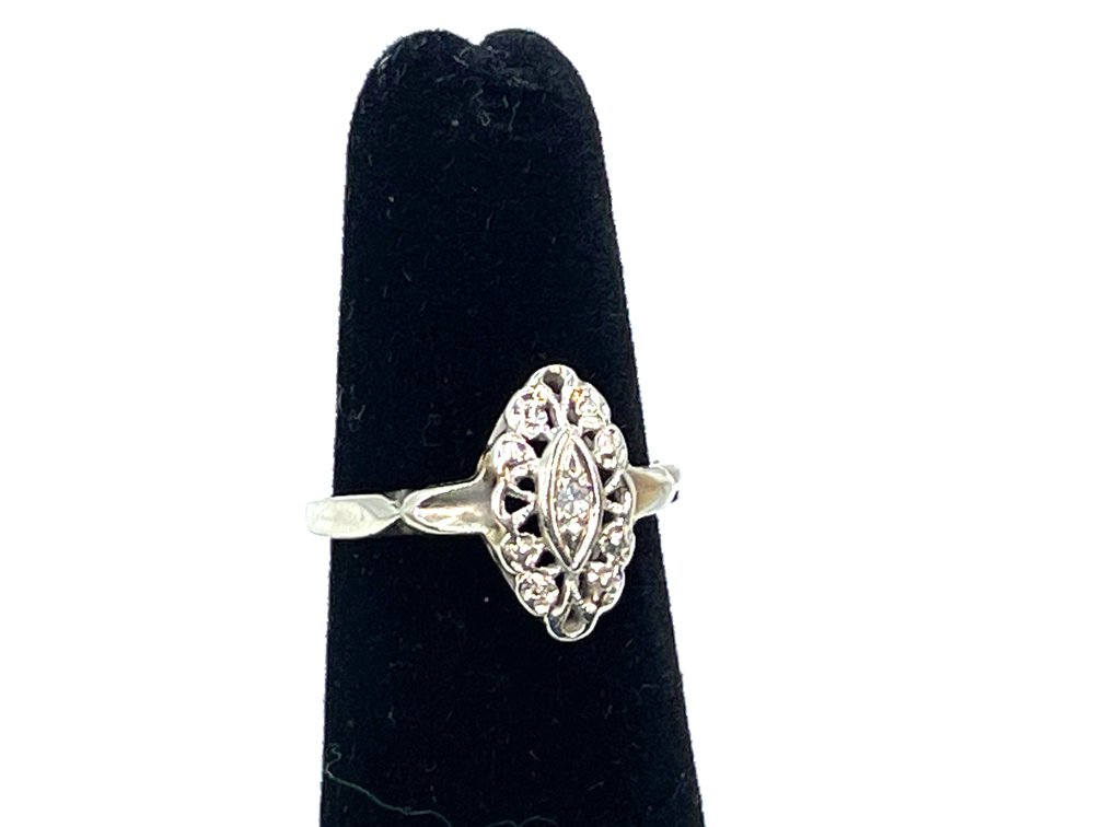 14K White Gold Vintage Princess Style Filigree Ring, Diamond Center, Size 5.5, 1.79g