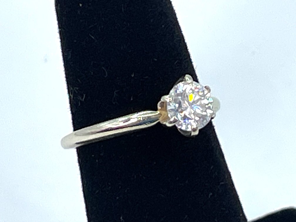14K White Gold Ladies' Solitaire Engagement Ring, 0.69ct G/I1 Diamond, Size 6, LeeBrant Jewelers Appraisal