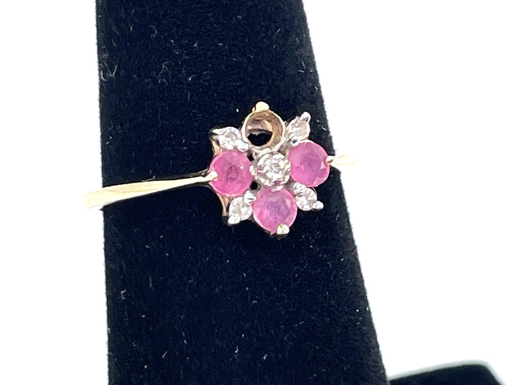 10K Yellow Gold Cluster Ring, Rubies & Diamonds, JGL Hallmark, Size 6.5, 1.65g, Missing One Ruby
