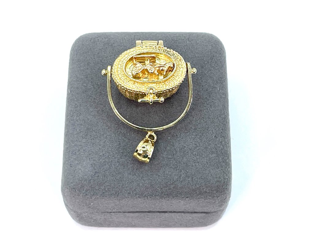 14K Gold Nantucket Basket Pendant, Hinged Lid, 12 Grams