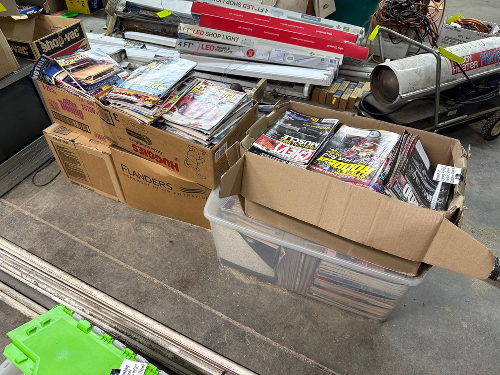 Vintage Automobile Magazine Lot - Lots of Classics!