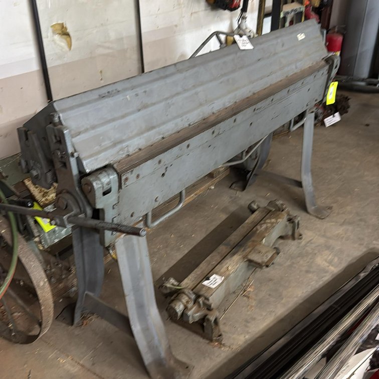 Dreis & Krump 5' Manual Sheet Metal Brake, 16 Gauge Capacity, Stand-Alone, USA