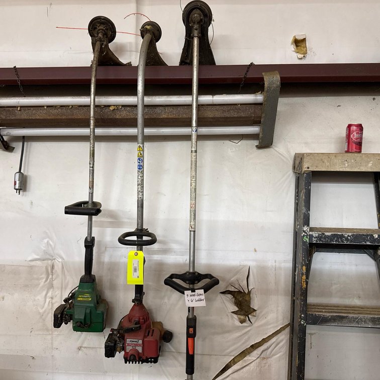 Echo SRM-210, Homelite SX-135, FeatherLite FL20 String Trimmers & 6 ft Fiberglass Ladder