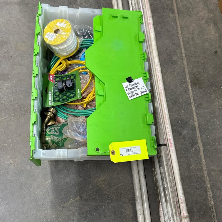 Mixed Lot of Plumbing & Electrical Supplies with 4x 10' PVC Pipes