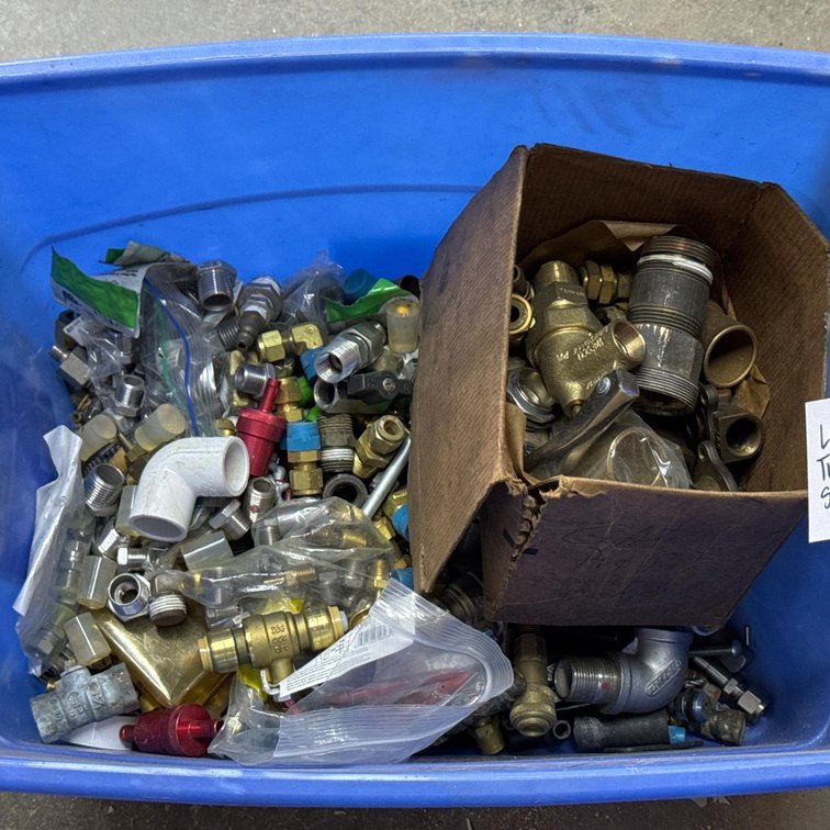 Large Lot of Mixed Brass, Stainless & Plastic Pipe Fittings, Adapters, Connectors, 1/8"-3/4"