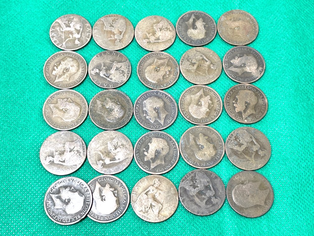 1910-1919 United Kingdom George V Half Pennies - 25 Coins