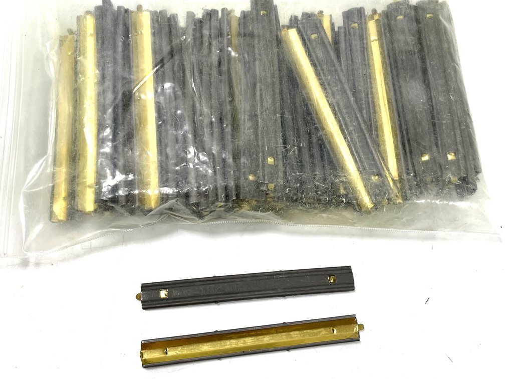100-Pack USGI AR-15 5.56mm 10-Round Stripper Clips & Guide