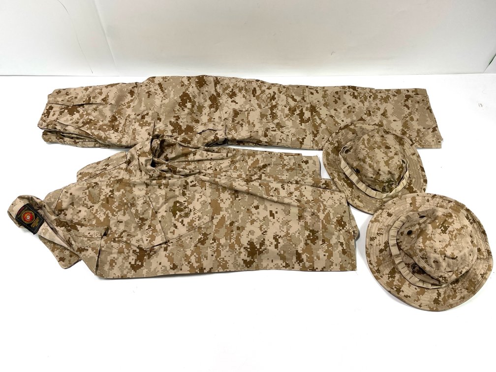 USMC Desert MARPAT MCCUU Uniform 4-Piece Set