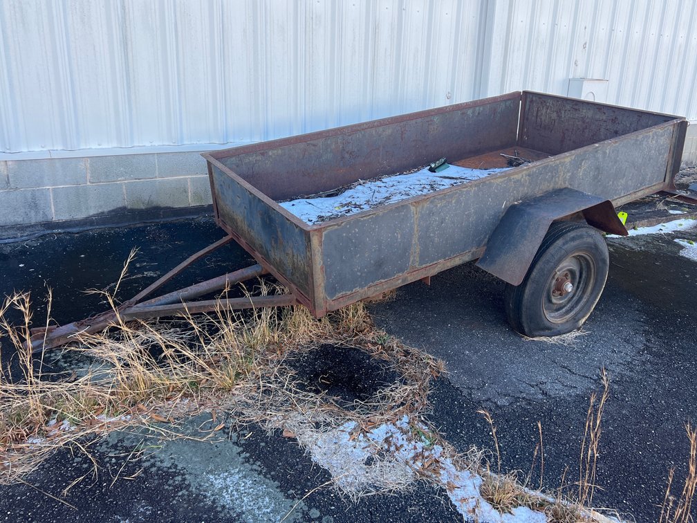 4’ x 8’ Single-axle Utility Trailer (No Title)