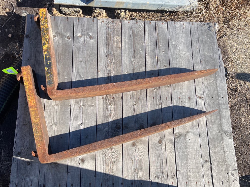 Pair of 3’ Forks