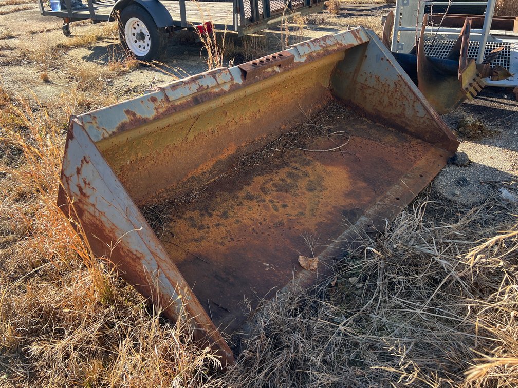 6’ Skid Steer Bucket