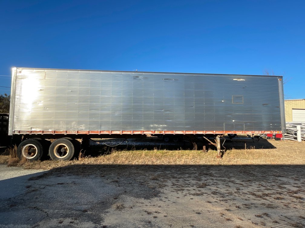 1969 Fruehauf Road Trailer (Title in Hand)