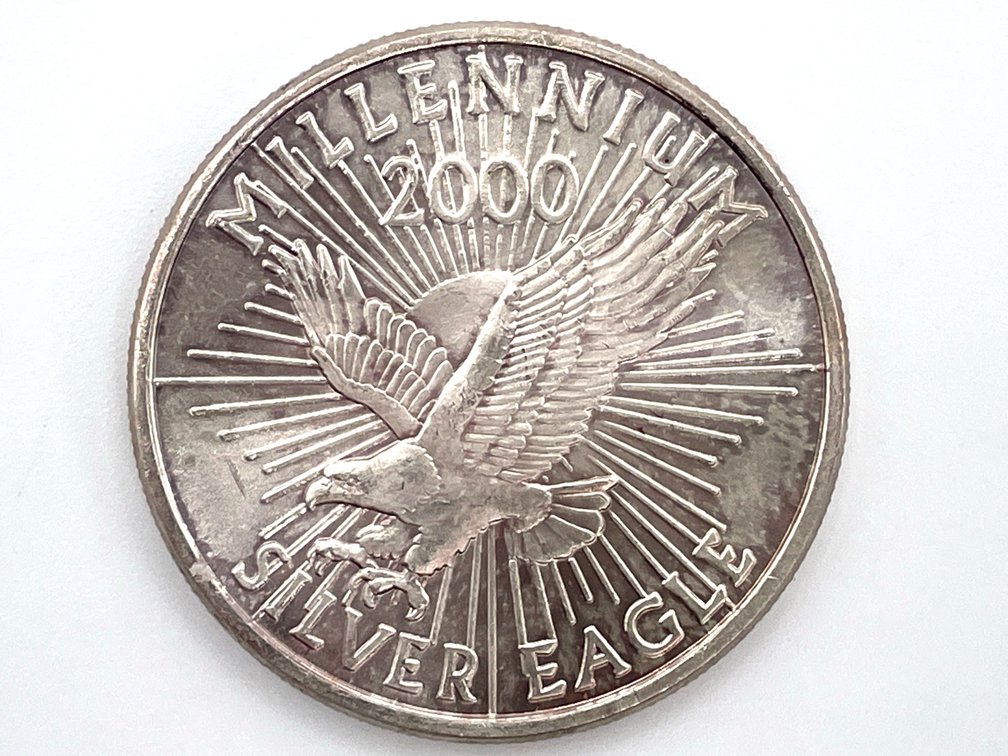 Millenium 2000 Silver Round - 1 Troy Ounce .999 Fine Silver