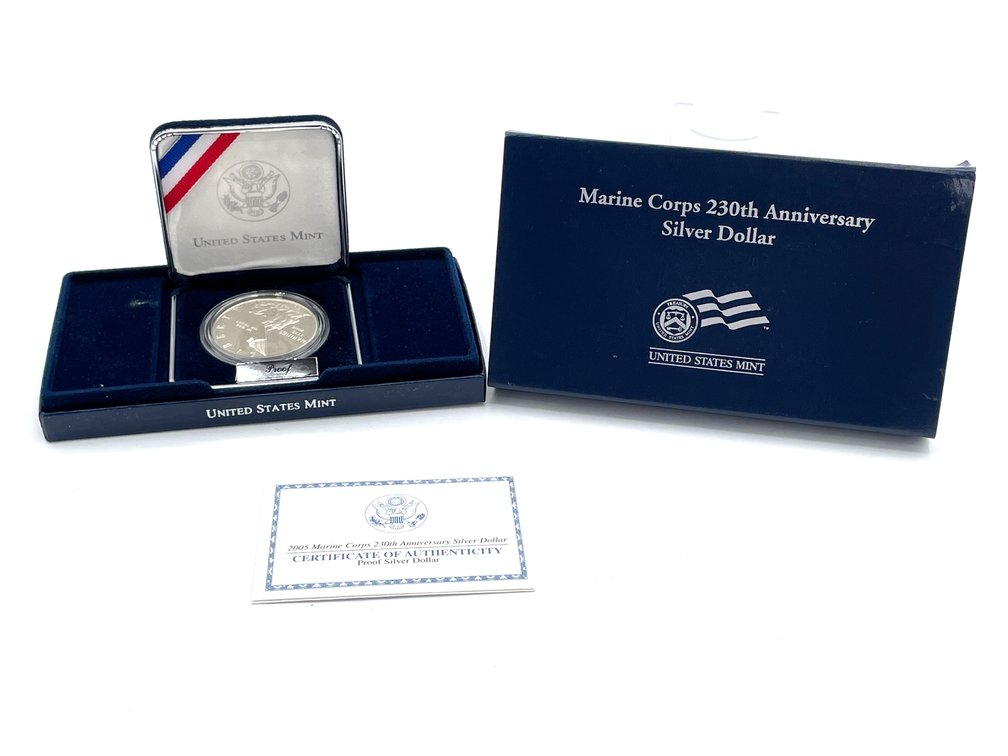 US Mint - 2005 US Marine Corps 230th Anniversary Dollar Coin - Proof Condition