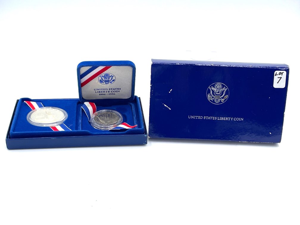 US Mint - 1986 Liberty Commemorative Half Dollar - Proof